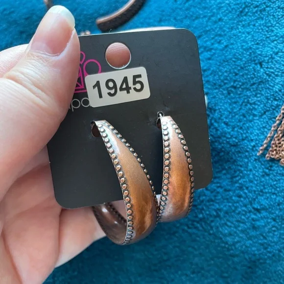 NEW Bundle of 5 copper Paparazzi pieces. - Picture 6 of 6